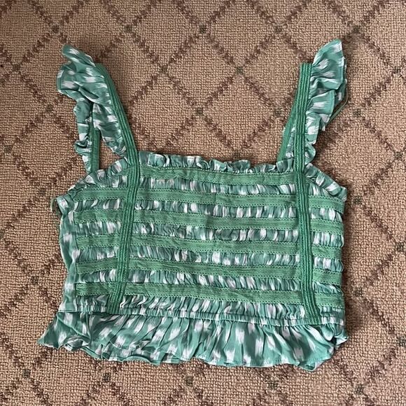 Skylar + Madison green / white crop top w ruffles NWOT S - Picture 4 of 8